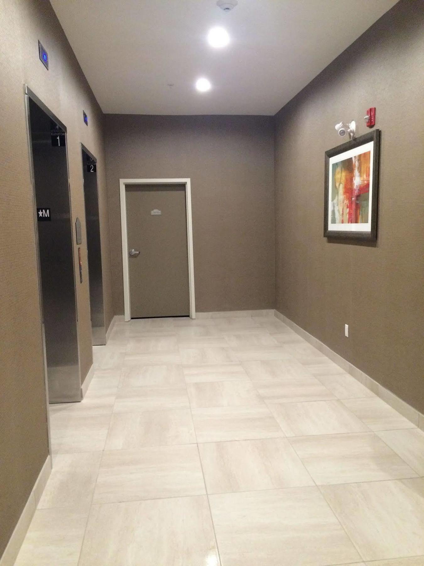 Meridian Inn & Suites Лойдминстер Екстериор снимка